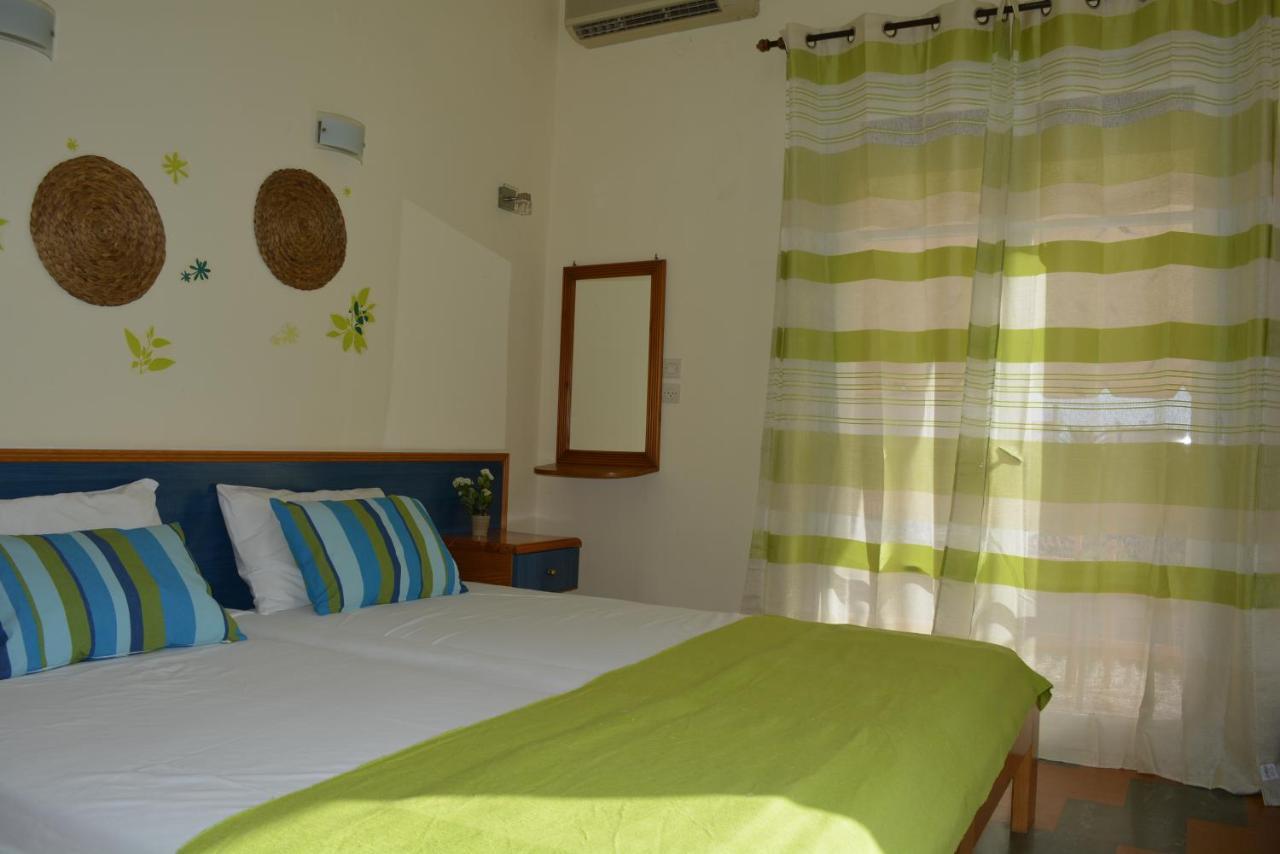 Dimitra Hotel كامينا فورلا الغرفة الصورة