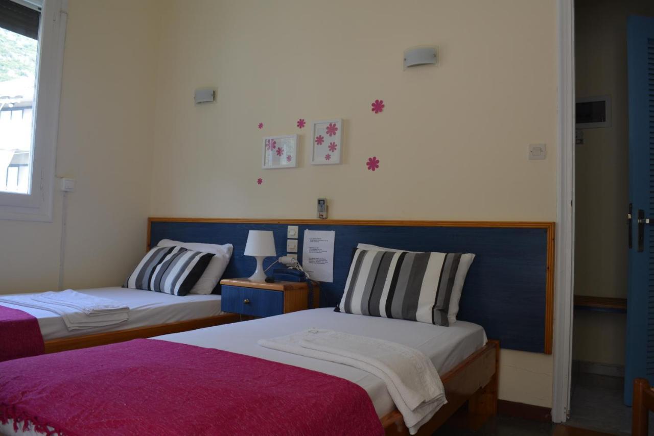 Dimitra Hotel كامينا فورلا الغرفة الصورة